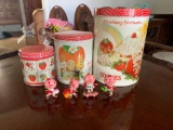 Set of Strawberry Shortcake Collector Tins with scented figurines