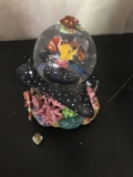 NIB Finding Nemo Snow Globe