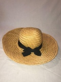 Vintage ladies straw hat