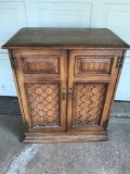 Bar cabinet