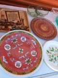 Assorted decorative kitchenware