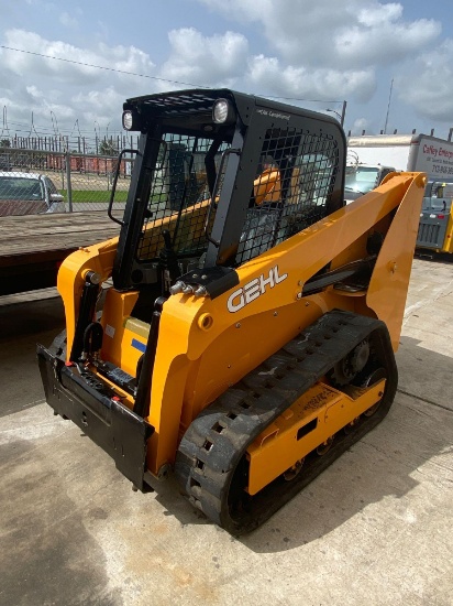 Mustang 1650RT Compact Track Loader