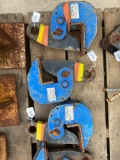Qty of 3 lifting clamps