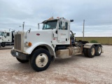 2015 Peterbilt 367 T/A Daycab Truck Tractor