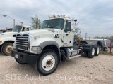 2015 Mack GU713 Granite T/A Daycab Truck Tractor