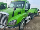2014 Freightliner Cascadia 113 Tri/A Daycab Truck Tractor