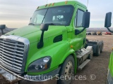 2014 Freightliner Cascadia 113 Tri/A Daycab Truck Tractor