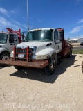 2006 International 4300 Gin Pole Truck