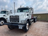 2012 Mack GU713 Granite T/A Daycab Winch Truck