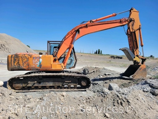 1997 Hitachi EX200LC-3 Hydraulic Excavator