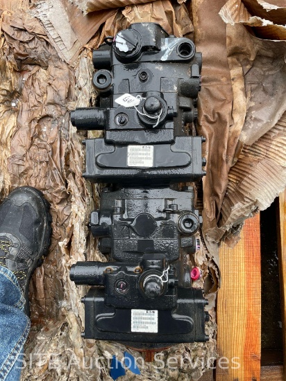 Qty of 2 Eaton 78461-RHG-04 Tandem Piston Pumps