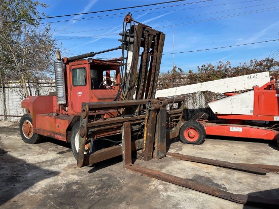 Taylor Pneumatic Tire Forklift