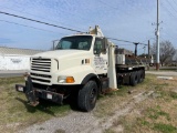 2000 Sterling L8500 T/A Crane Truck w/ National 800C Crane