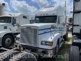 2000 Freightliner FLD T/A Sleeper Truck Tractor