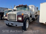 1995 Mack RD690S T/A Mixer Truck