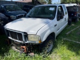 2002 Ford F250 XL Super Duty Extended Cab Truck