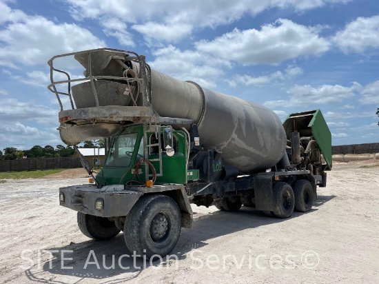 2000 Oshkosh S-2146 T/A Mixer Truck