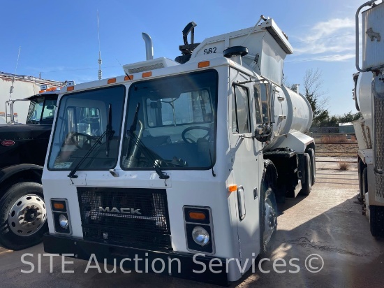 2001 Mack LE613 T/A COE Side Load Garbage Truck