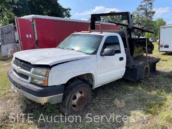 2005 Chevrolet Silverado 3500 Flatbed Truck