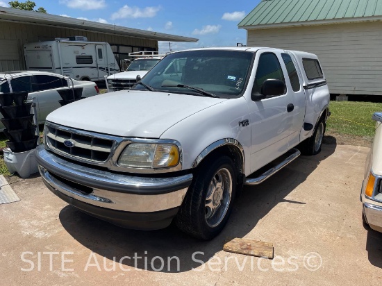 1997 Ford F150 SuperCab Pickup Truck