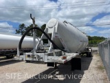 1994 Fruehauf T/A Pneumatic Dry Bulk Trailer