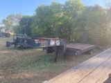 2001 Stovall Tri/A Dovetail Trailer