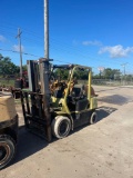 Komatsu 582L Forklift