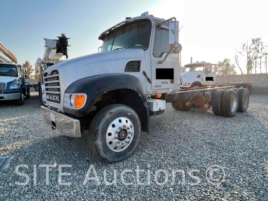 2007 Mack CV713 Granite T/A Day Cab Cab and Chassis Truck