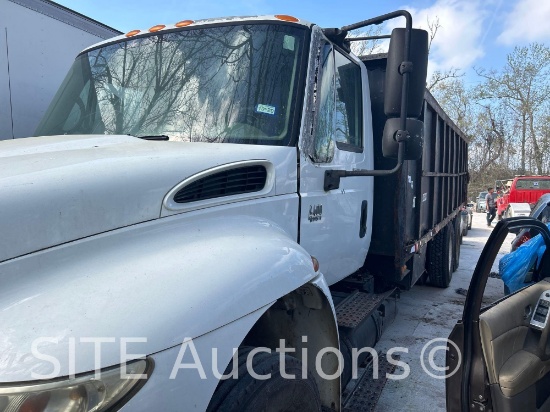 2005 International 4400 T/A Dump Truck