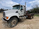 T/A Truck Tractor w/ Winch