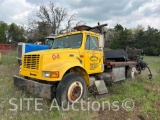 1999 International 4900 S/A Truck Tractor w/ Winch