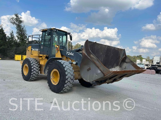 2019 John Deere 724K Wheel Loader