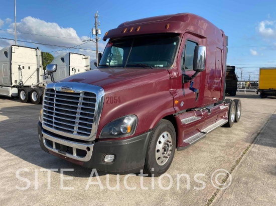 2016 Freightliner Cascadia T/A Sleeper Truck Tractor
