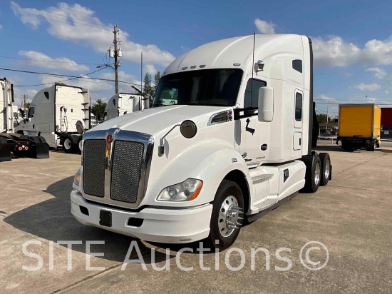 2015 Kenworth T680 T/A Sleeper Truck Tractor