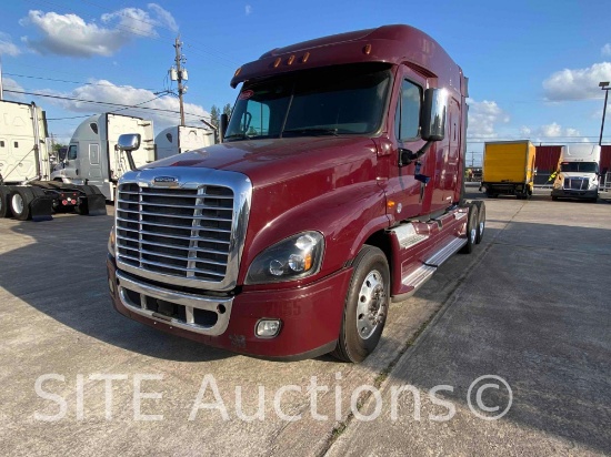 2016 Freightliner Cascadia T/A Sleeper Truck Tractor