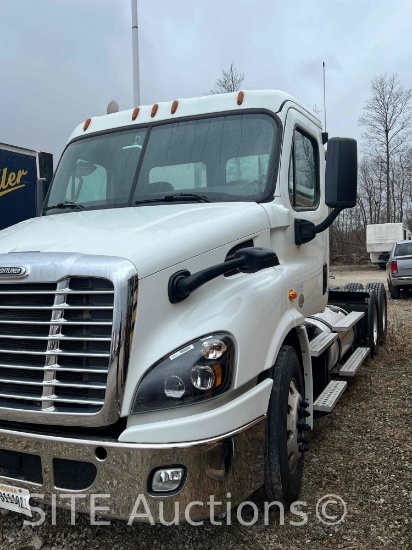 2016 Freightliner Cascadia T/A Daycab Truck Tractor