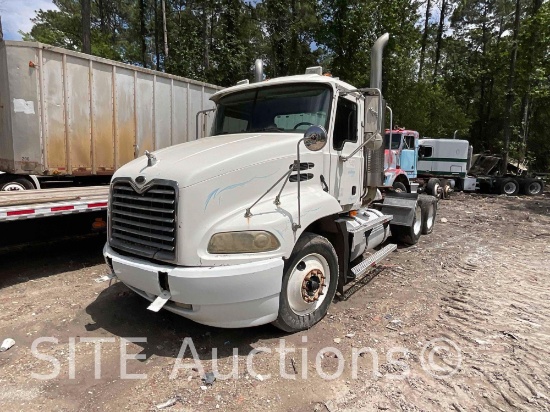 2003 Mack CX613 T/A Daycab Truck Tractor