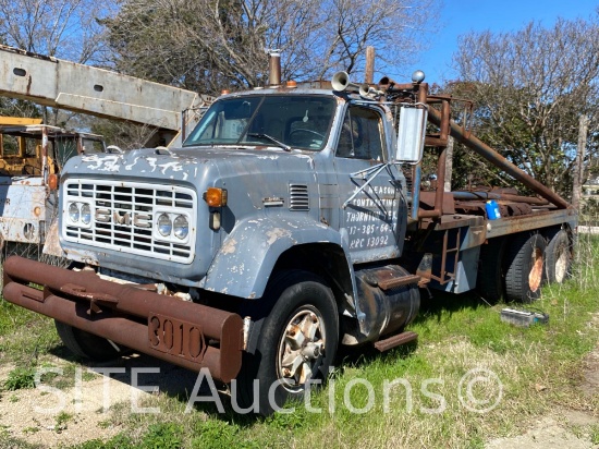 GM T/A Gin Pole Truck