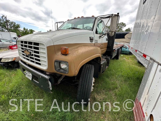 2002 Chevrolet C7500 S/A Flatbed Truck