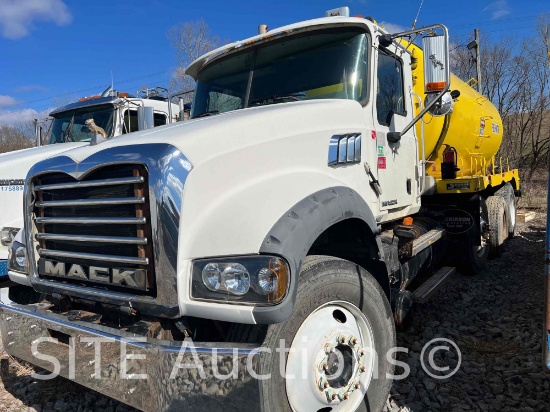 2009 Mack GU713 T/A Vacuum Truck