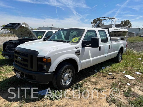 2008 Ford F350 SD Crew Cab Pickup Truck