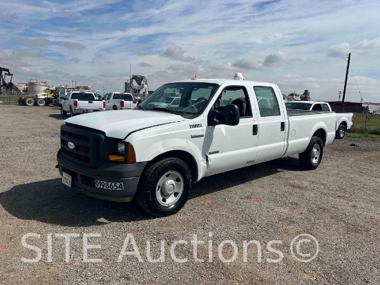 2006 Ford F350 Crew Cab Pickup Truck