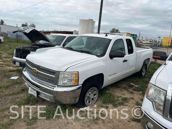 2013 Chevrolet Silverado Extended Cab Pickup Truck