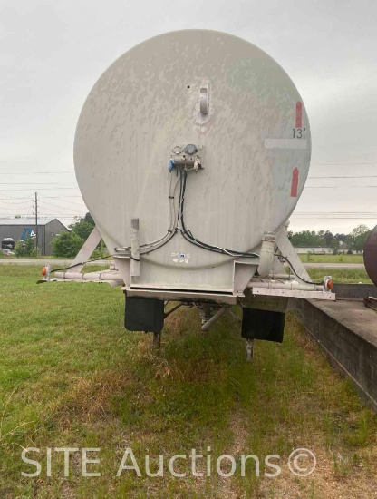 1974 Butler T/A Pneunmatic Dry Bulk Trailer