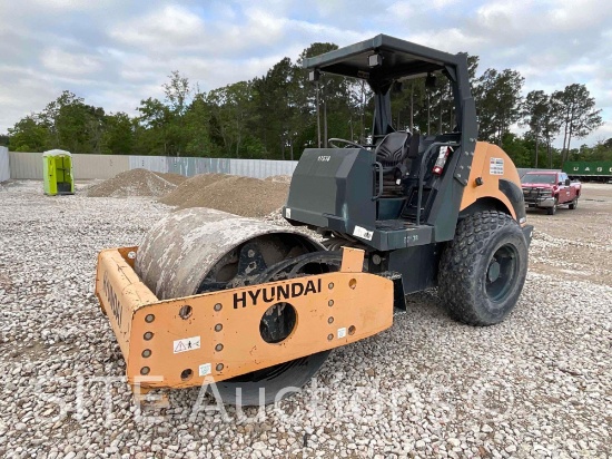 2016 Hyundai HR760C-9 Vibratory Smooth Drum Roller
