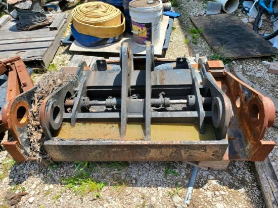 Quick Attach for Wheel Loader