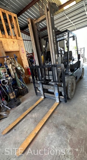 1995 Mitsubishi FD45 Forklift