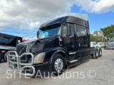 2017 Volvo VNL780 T/A Sleeper Truck Tractor