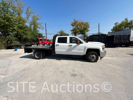 2018 Chevrolet Silverado 3500HD Crew Cab Flatbed Truck