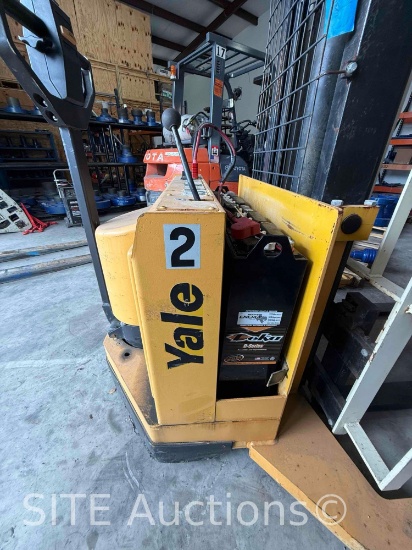 Yale MSW040SCN24TV072 Electric Pallet Jack